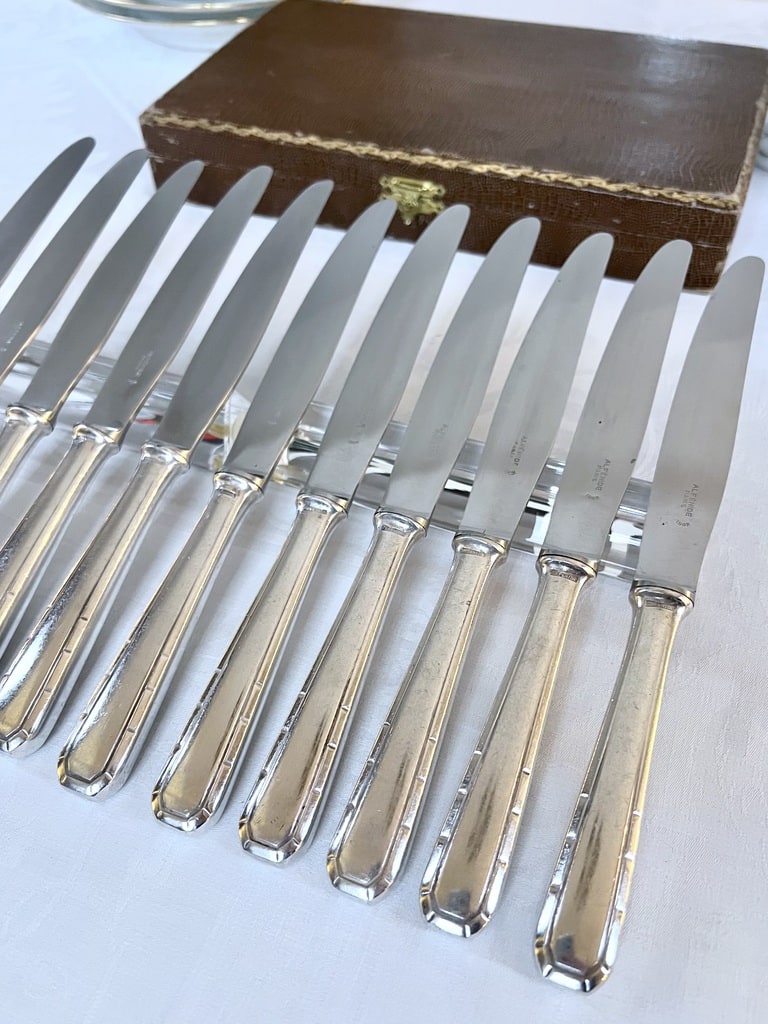 couteaux-art-deco-christofle-metal-alfenide-lames-inox-coffret-menagere-ancienne-style-moderne-antiquaire-brocante
