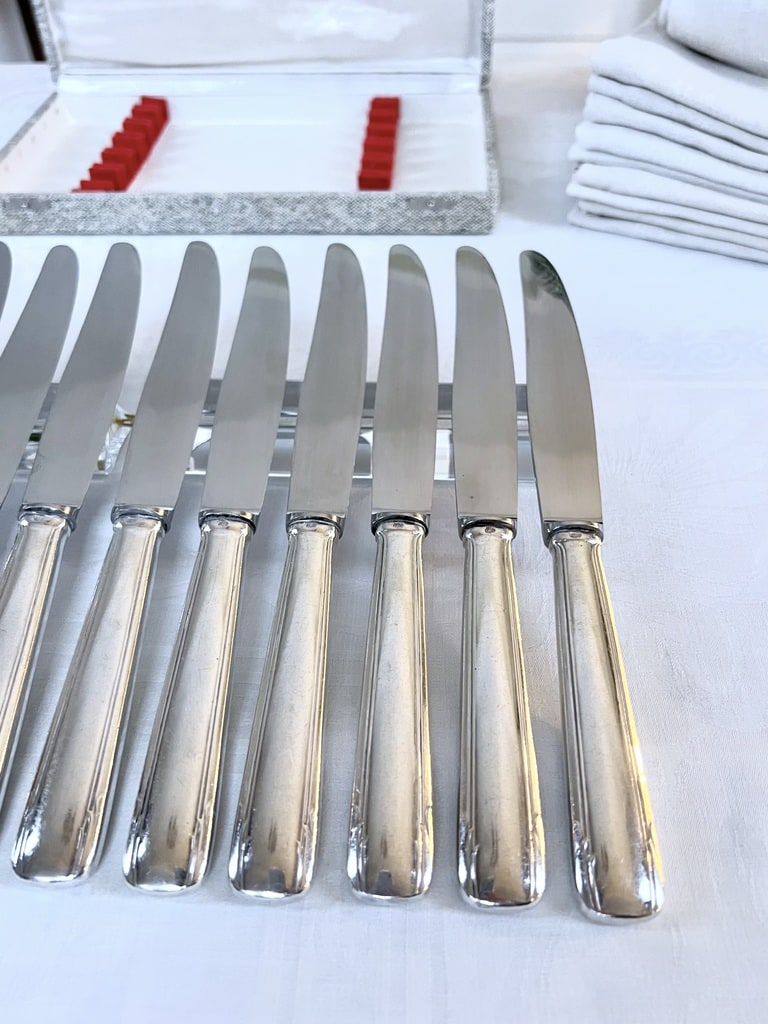 couteaux-metal-argente-menagere-art-deco-lames-inox-couverts-moderne-brocante-vintage-antiquaire