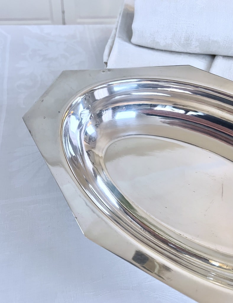 corbeille-a-pain-art-deco-en-metal-argente-vaisselle-moderne-et-vintage-brocante-antiquaire-vaisselle-20e-siecle