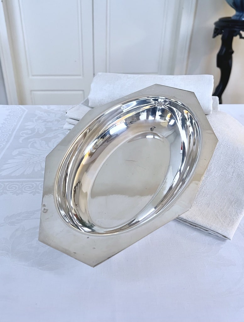 corbeille-a-pain-art-deco-moderniste-metal-argente-piece-de-forme-art-de-la-table-vintage-brocante-antiquites