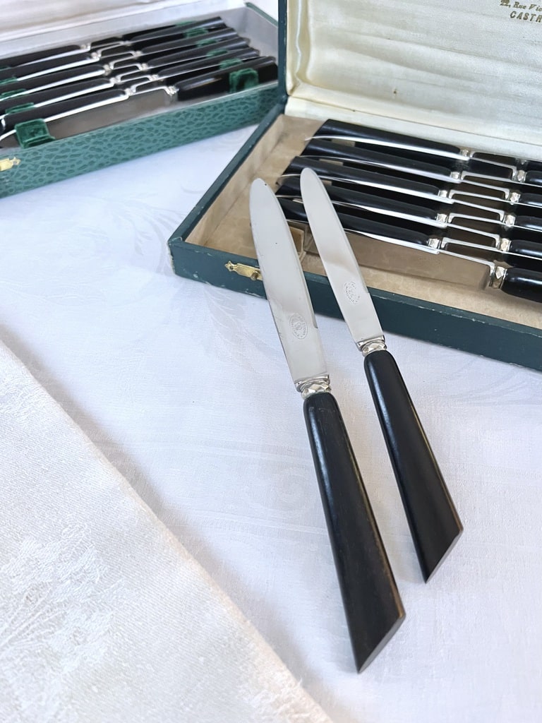 couteaux-art-deco-manche-ebene-lames-inox-coffret-menagere-ancienne-couverts-vintage-brocante-antiquaire
