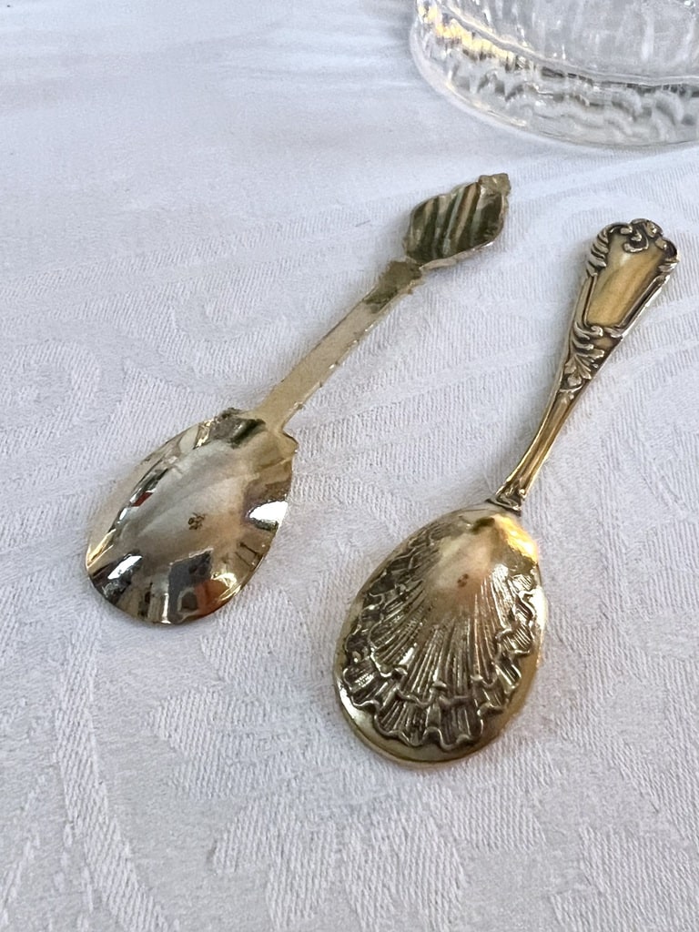 cuillere-vermeil-salerons-sel-poivre-condiments-vaisselle-argenterie-ancienne-brocante-antiquaire