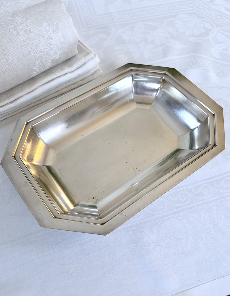 corbeille-a-pain-en-metal-argente-epoque-art-deco-1930-vaisselle-vintage-bocante-antiquaire-france