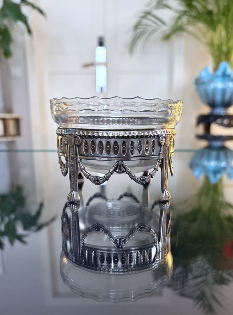 rince-doigts-ancien-coupelle-en-cristal-monture-metal-argente-style-empire-art-de-la-table-brocante-antiquaire
