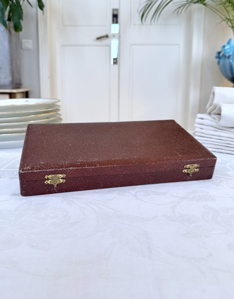 coffret-menagere-ancienne-art-de-la-table-seconde-main-brocante-antiquaire