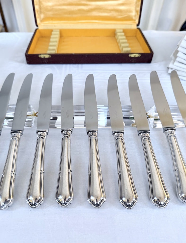 couteaux-entremets-anciens-métal-argente-lame-inox-orfevre-argental-couverts-menagere-seconde-main-brocante-antiquaire