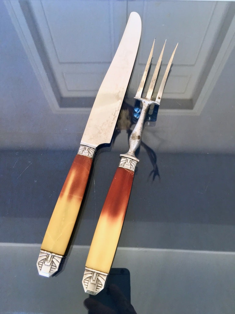 fourchette-couteau-corne-metal-argente-brocante-vente-en-ligne