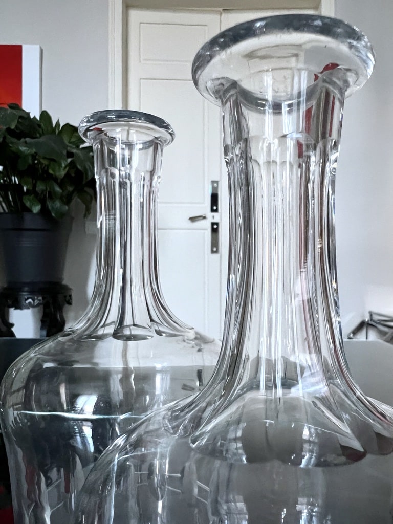 carafes-anciennes-eau-et-vin