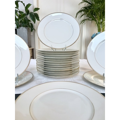 service-assiettes-plates-anciennes-porcelaine-de-limoges-blanc-or-dore-filets-brocante-art-de-la-table-vaisselle-vintage