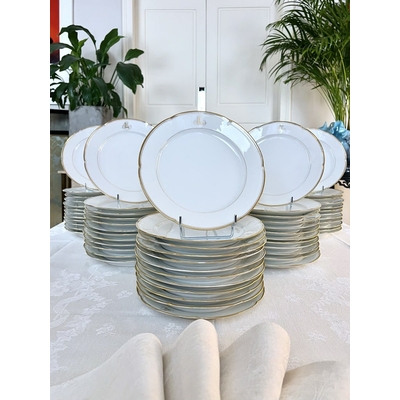 assiettes-plates-porcelaine-de-limoges-manufacture-jean-pouyat-initiales-monogrammes-filets-or-fin-antiquaire-brocante-vaisselle-classique-francaise