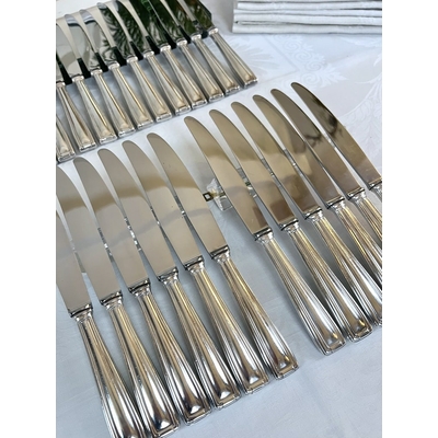 couteaux-de-table-et-entremets-metal-argente-lame-inox-style-art-deco-1930-coffret-ecrin-menagere-antiquaire-brocante-en-ligne