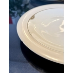 assiettes-art-deco-moderniste-porcelaine-monogrammes-1930-style-vaisselle-vintage-brocante-20eme-siecle