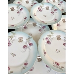 service-assiettes-dessert-en-porcelaine-monogrammes-decor-fleurs-vaisselle-ancienne-19e-siecle-antiquaire-brocante