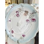 assiettes-dessert-monogrammes-or-fin-decor-fleurs-rose-bleu-blanc-arts-de-la-table-brocante-en-ligne