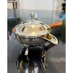 sauciere-ancienne-en-metal-argente-manche-bois-service-de-table-objets-anciens-antiquites-brocante-en-ligne