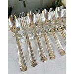 service-de-couverts-anciens-metal-argente-epoque-art-deco-argental-antiqutes-vaisselle-ancienne