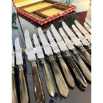 menagere-couteaux-de-table-anciens-24-pieces-entremets-service-couverts-art-deco-brocante-antiquaire