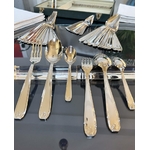 couverts-acier-inoxydalbe-menagere-guy-degrenne-ecrin-coffret-rangement-art-de-la-table-brocante-antiquaire