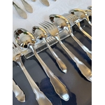 couverts-de-table-cuilleres-fourchettes-menagere-complete-avec-coffret-rangement-brocante-en-ligne