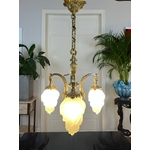 lustre-en-bronze-trois-feux-tulipes-verre-depoli-torche-flamme-luminaire-ancien-brocante-antiquites