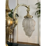 tulipes-en-verre-depoli-torche-flamme-lustre-luminaire-bronze-fin-19e-siecle-antiquaire-brocante