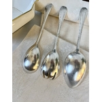 couverts-de-service-anciens-metal-argente-vaisselle-vintage-20e-siecle-brocante-antiquites