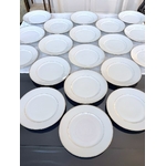 service-assiettes-anciennes-porcelaine-blanches-filets-or-fin-limoges-brocante-antiquites