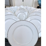 service-assiettes-plates-anciennes-porcelaine-de-limoges-blanc-filet-or-fin-vaisselle-vintage-brocante