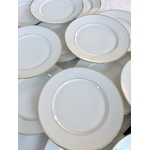 assiettes-porcelaine-de-limoges-blanc-dore-vaisselle-vintage-brocante-en-ligne