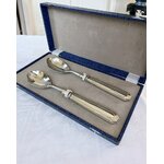 couverts-de-service-salade-coffret-art-de-la-table-metal-blanc-cuilleres-brocante-antiquites