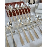 couverts-entremets-service-ancien-cuillere-fourchette-coffret-art-de-la-table-ancien-20e-siecle-brocante-antiquites