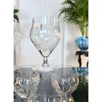service-de-verres-anciens-en-cristal-epoque-art-deco-decor-grave-acide-art-de-la-table-vaisselle-vintage-1930-antiquaire-brocante