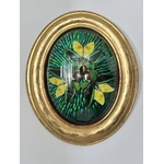 cadre-mural-ovale-bois-dore-napoleon-III-feuille-or-papillons-elytres-scarabees-insectes-naturalises-cabinet-curiosites-brocante-antiquaire