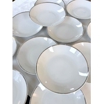 assiette-potage-anciennes-porcelaine-blanche-filet-platine-vaisselle-vintage-1970-style-brocante-antiquaire
