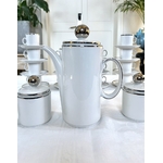 cafetiere-vintage-porcelaine-blanche-filet-argent-style-vintage-1970-vaisselle-moderne-brocante-art-de-la-table