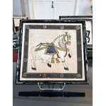 peinture-sur-soie-ancienne-napoleon-3-cadre-bois-noirci-sujet-equestre-cheval-indien-brocante-antiquaire