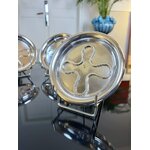 dessous-de-bouteilles-anciens-en-metal-blanc-vaisselle-argenterie-brocante-vintage-antiquaire