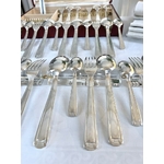 couverts-de-table-anciens-en-metal-argente-style-art-deco-1930-menagere-fourchettes-cuilleres-louche-service-de-table-brocante-antiquaire