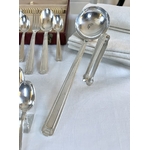 louche-et-pince-a-sucre-en-metal-argente-vaisselle-ancienne-style-art-deco-art-de-la-table-couverts-modernes-brocante-antiquites