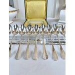 cuilleres-dessert-anciennes-metal-blanc-vaisselle-couverts-art-de-la-table-brocante-antiquites