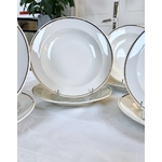 assiettes-a-potage-anciennes-porcelaine-ivoire-et-marli-or-vaisselle-art-deco-design-moderne-service-de-table-brocante-antiquaire