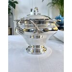 soupiere-vintage-maillechort-argenterie-decor-classique-feuillage-piece-de-forme-antiquites-brocante-20e-siecle