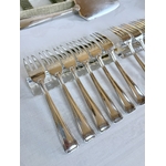 fourchettes-a-gateau-en-metal-argente-ecrin-coffret-de-rangement-menagere-ancienne-antiquaire-brocante-france