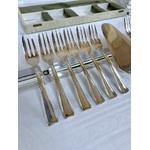 fourchettes-a-gateau-metal-argente-vaisselle-moderne-style-art-deco-art-de-la-table-vintage-couverts-anciens-antiquaire-brocante
