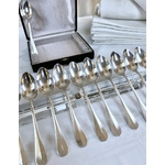 cuilleres-a-dessert-metal-blanc-menagere-couverts-anciens-coffret-ecrin-brocante-antiquaire-france