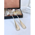 menagere-ancienne-vaisselle-couverts-metal-blanc-fourchettes-cuillere-soupe-art-de-la-table-brocante-antiquaire