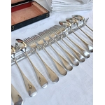 menagere-metal-blanc-cuilleres-fourchettes-vaisselle-brocante-art-de-la-table-antiquaire