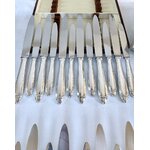 menagere-art-deco-metal-argente-couteaux-lames-inox-entremets-viande-orbrille-brocante-antiquaire-france