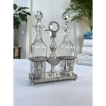 huile-vinaigre-en-regule-argente-flacons-verre-bouchon-cristal-art-de-la-table-accessoire-service-brocante-antiquaire
