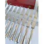 couteaux-vintage-metal-argente-lames-inox-coffret-menagere-modele-filets-manche-violone-brocante-boutique-en-ligne-